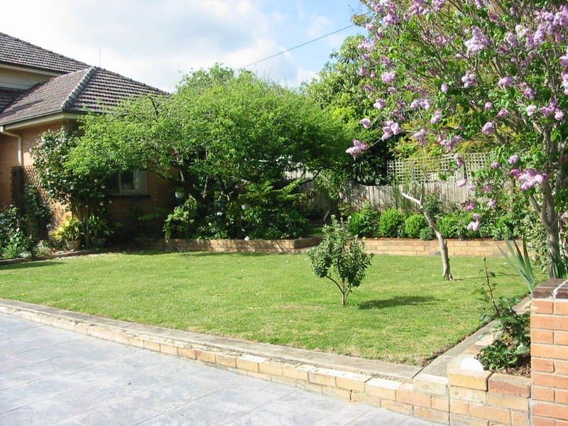 27 Holland Road, Blackburn South VIC 3130