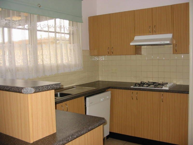 2A MAXIA ROAD, Doncaster East VIC 3109