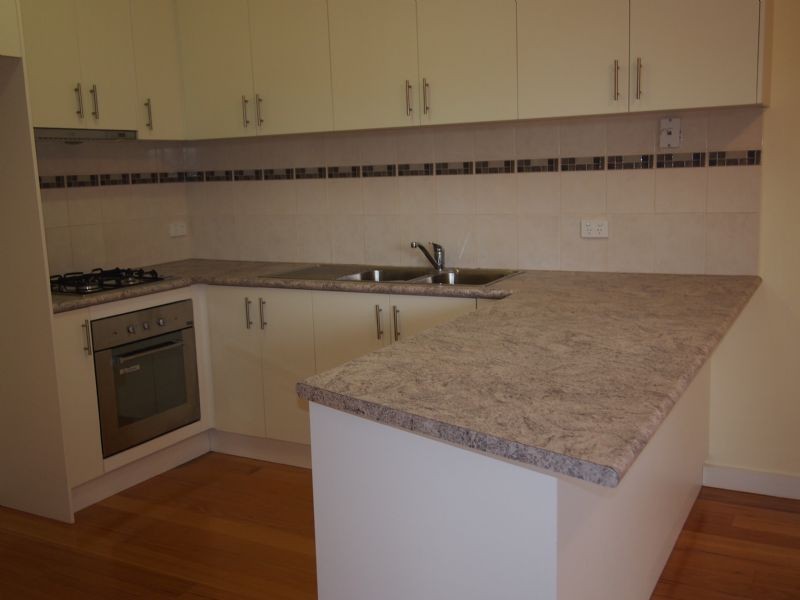 2/14 Worrall Street, Burwood VIC 3125