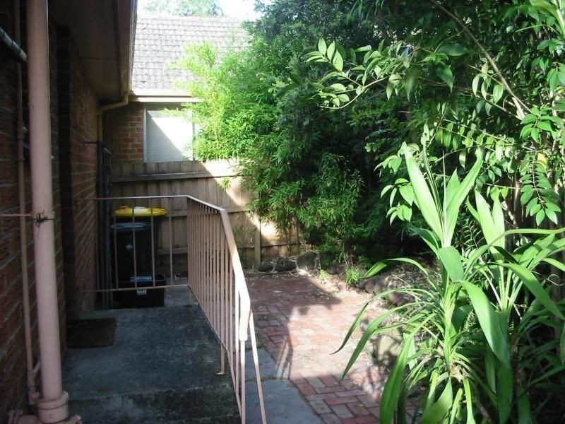2/96 BLACKBURN ROAD, Blackburn VIC 3130