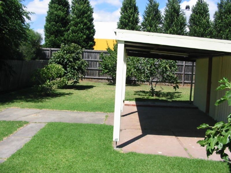 12 Koroit, Nunawading VIC 3131