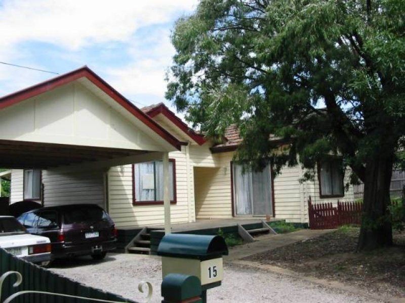 15 Mardion Drive, Nunawading VIC 3131