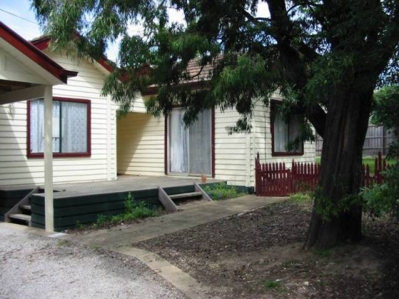 15 Mardion Drive, Nunawading VIC 3131