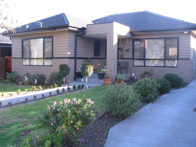 18 Betula Avenue, Nunawading VIC 3131