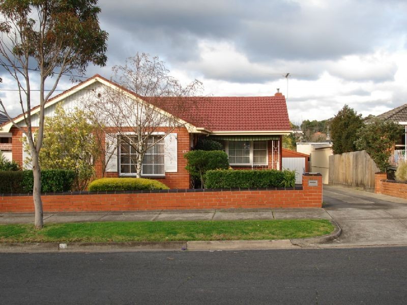 65 Morrie Crescent, Blackburn VIC 3130