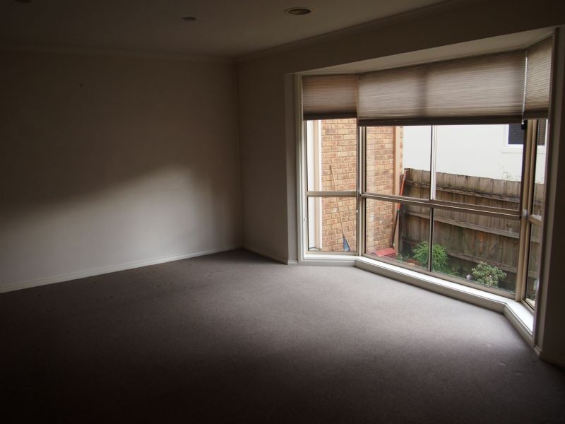 33 Springfield Road, Blackburn North VIC 3130