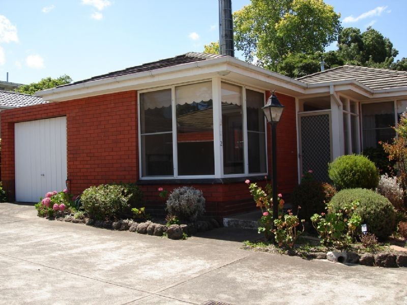 2/15 Central Avenue, Burwood VIC 3125