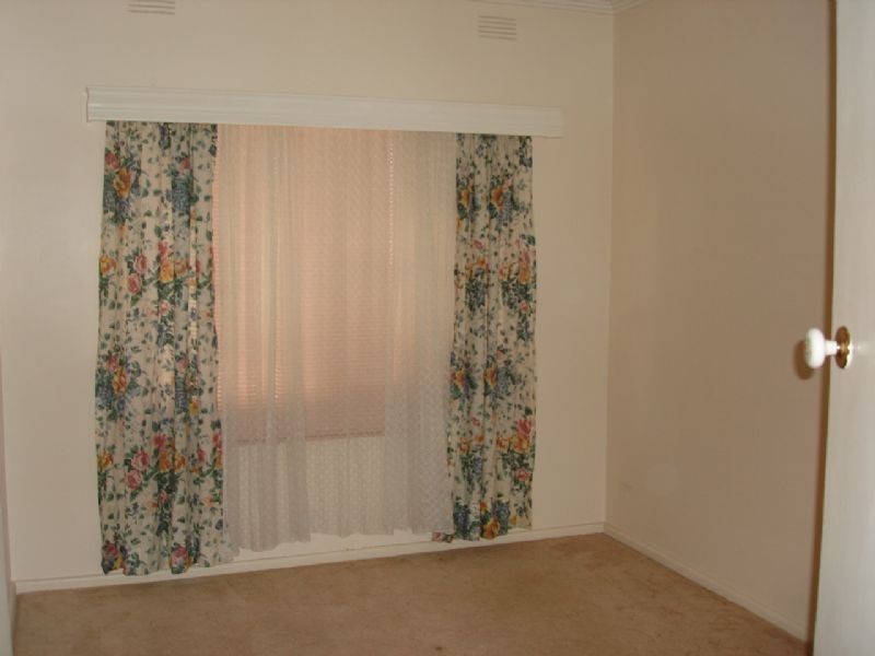 18 Heathfield Rise, Box Hill North VIC 3129