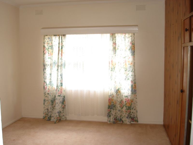 18 Heathfield Rise, Box Hill North VIC 3129