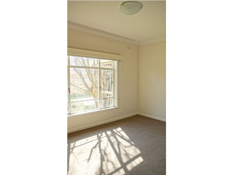 33 Malcolm Street, Blackburn VIC 3130