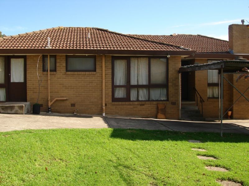 2/69 Middleborough Road, Burwood VIC 3125