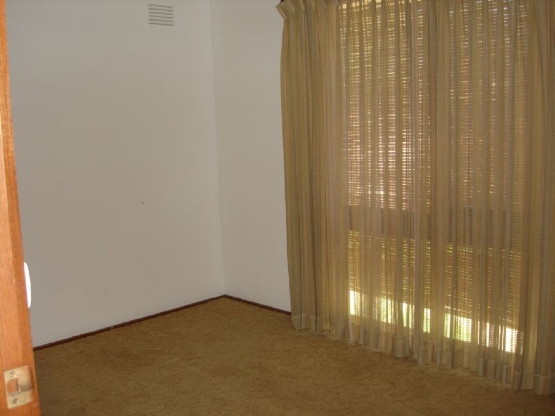 2/69 Middleborough Road, Burwood VIC 3125