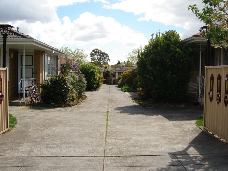 4/84 Mahoneys Road, Forest Hill VIC 3131