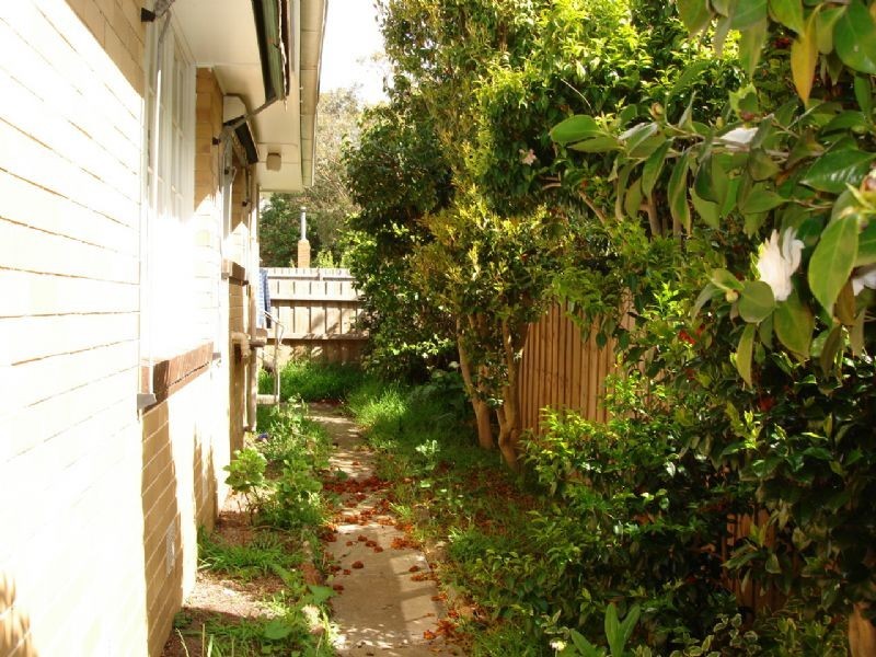 4/84 Mahoneys Road, Forest Hill VIC 3131
