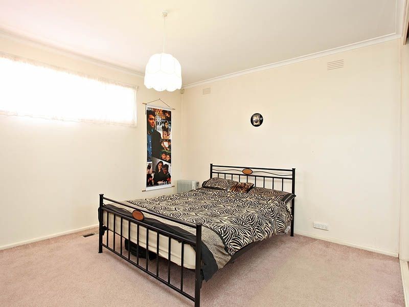 112 ALLISTER AVENUE, Knoxfield VIC 3180