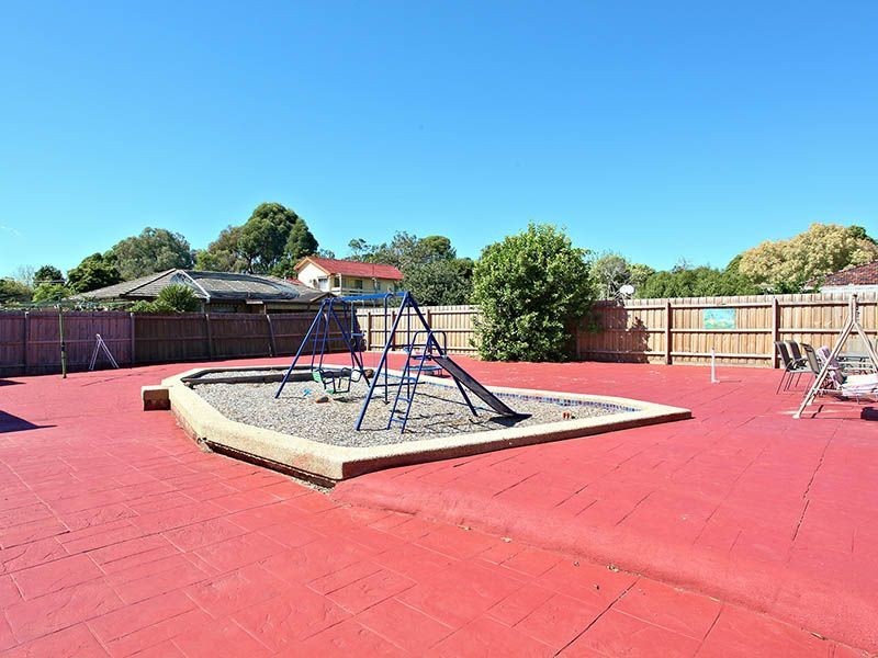 112 ALLISTER AVENUE, Knoxfield VIC 3180