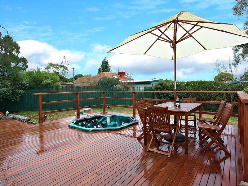 19 Service Road, Blackburn VIC 3130