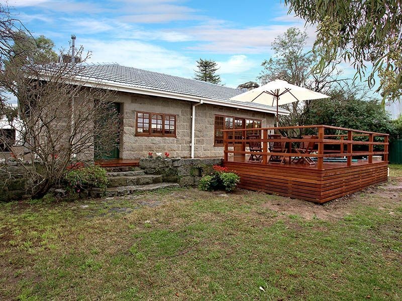 19 Service Road, Blackburn VIC 3130