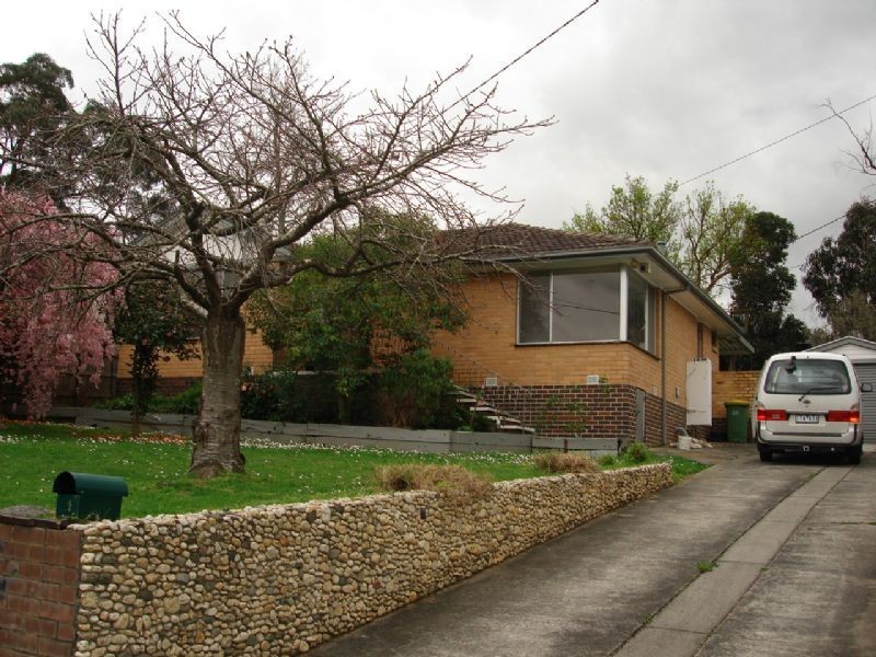 81 Kipling Avenue, Mooroolbark VIC 3138