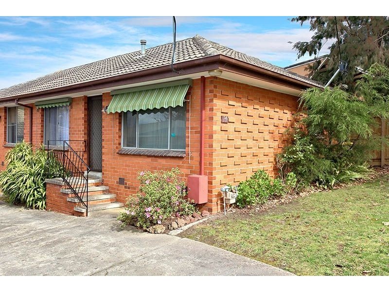 1/14 Bessazile Avenue, Forest Hill VIC 3131