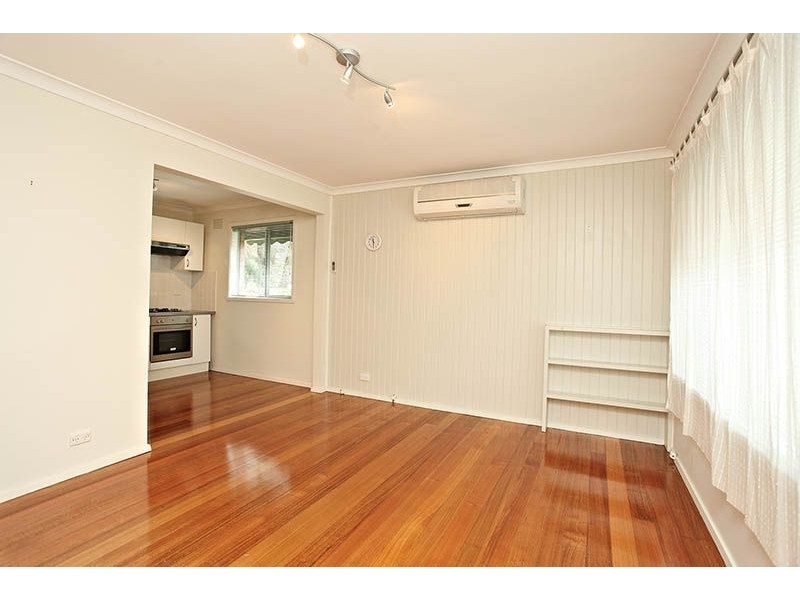1/14 Bessazile Avenue, Forest Hill VIC 3131