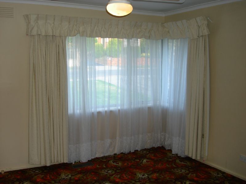 8 Raymond Street, Blackburn North VIC 3130