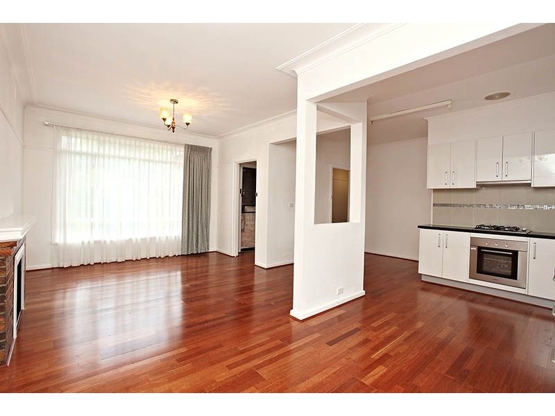 1/37 Katrina Street, Blackburn North VIC 3130