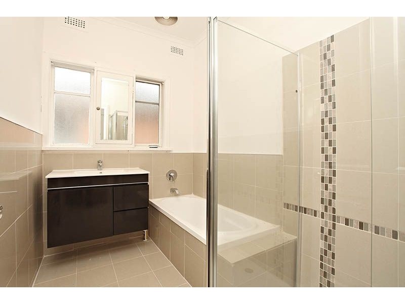 1/37 Katrina Street, Blackburn North VIC 3130