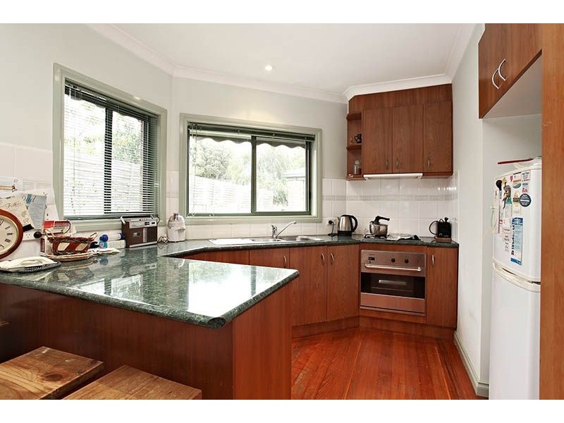 1/3 Vicki Street, Blackburn South VIC 3130