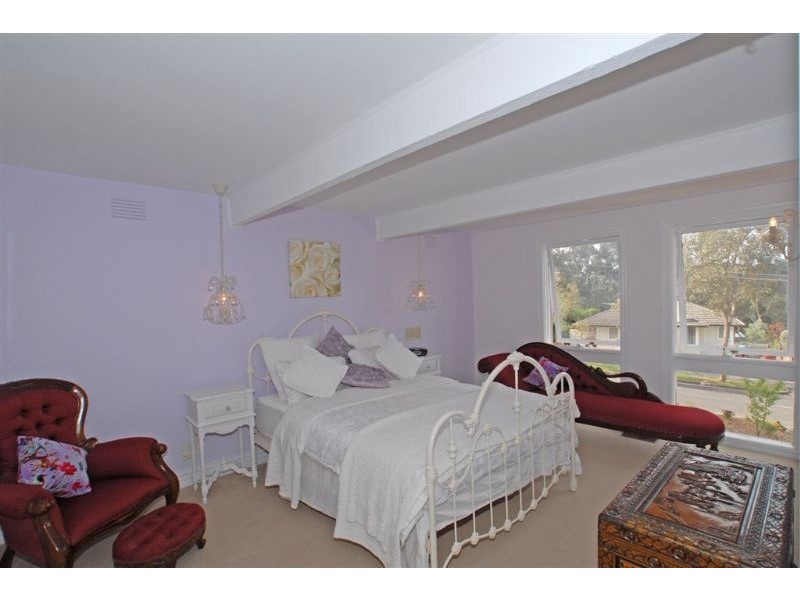 50 Wattle Valley Road, Mitcham VIC 3132