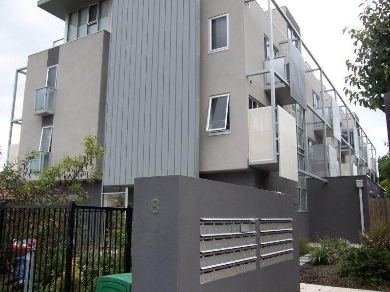 8 Bruce Street, Box Hill VIC 3128