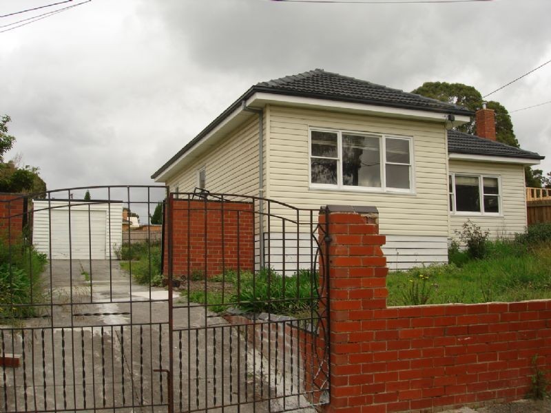 15 Johnston Street, Burwood VIC 3125