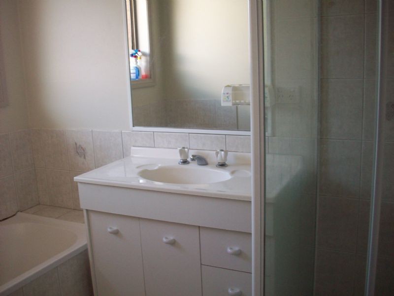 2/14 Hillside Crescent, Blackburn VIC 3130