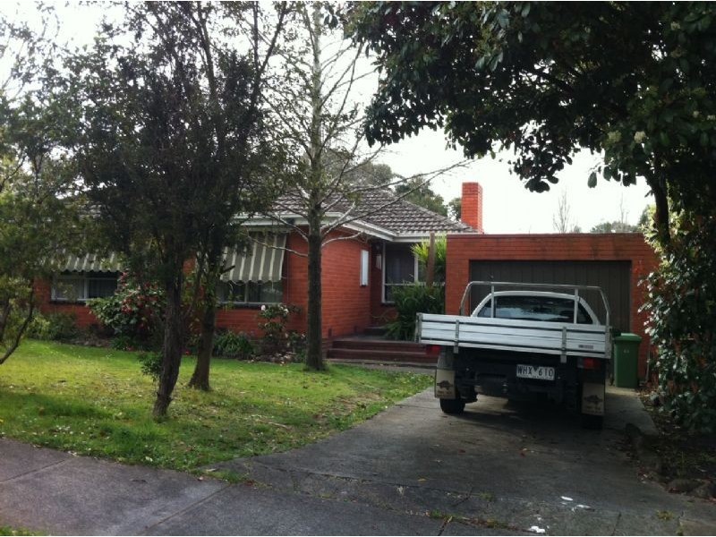 64 Lee Ann Crescent, Croydon VIC 3136