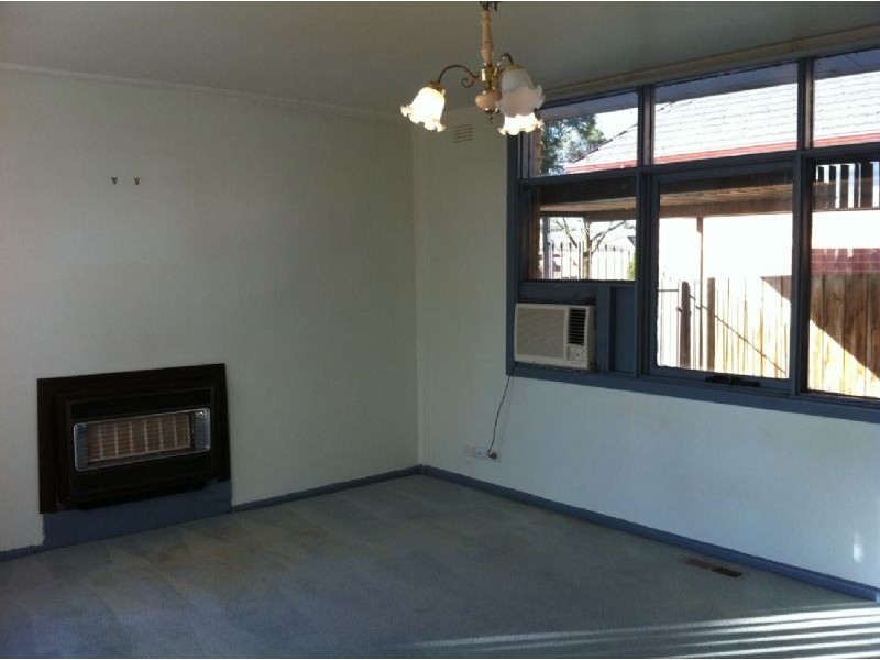 58 Medina Street, Glen Waverley VIC 3150