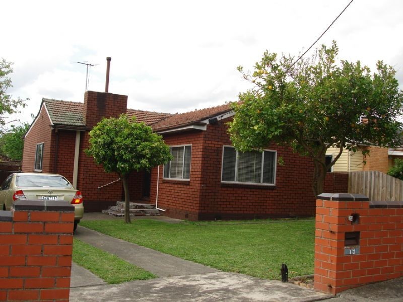 19 Ayr Street, Blackburn South VIC 3130