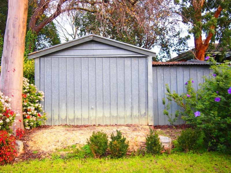 8 Crockerton Court, Blackburn South VIC 3130