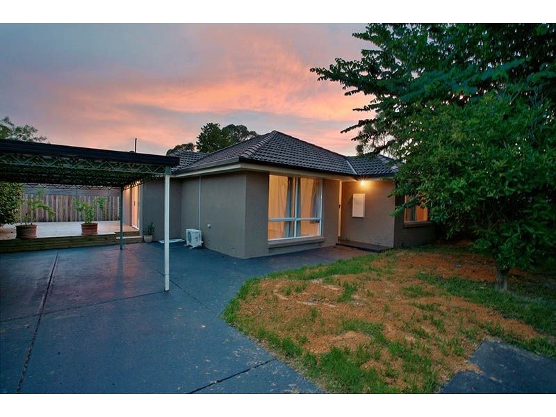 1/9 Wiltshire Avenue, Bayswater VIC 3153