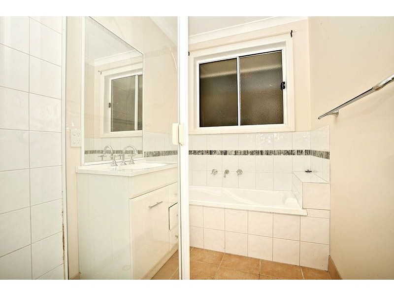 1/9 Wiltshire Avenue, Bayswater VIC 3153