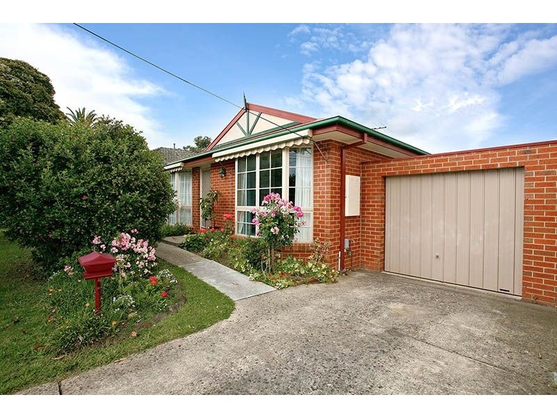 2 Oke Street, Ringwood East VIC 3135