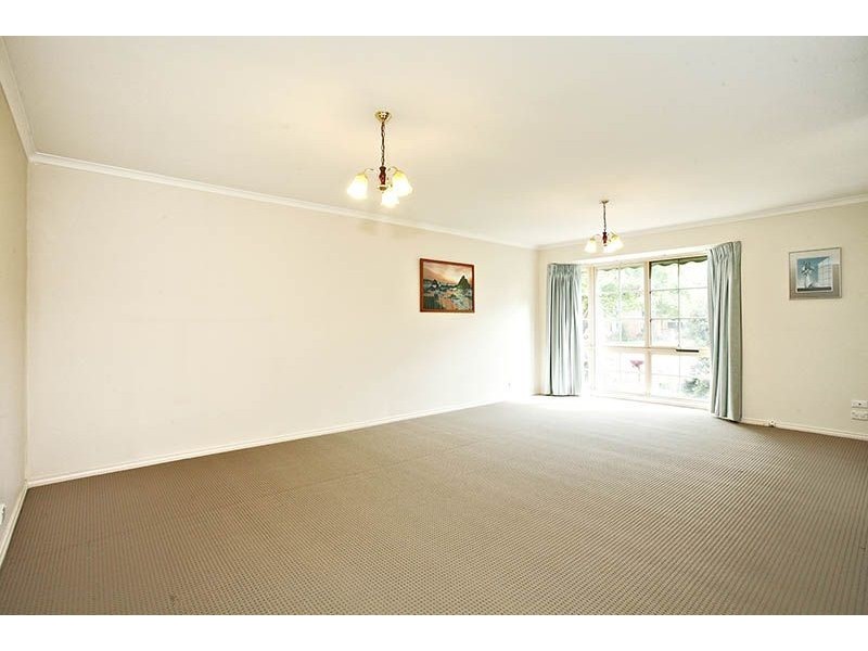 2 Oke Street, Ringwood East VIC 3135