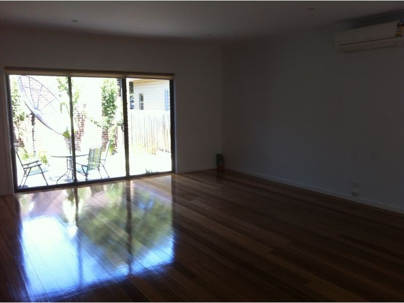 1/32-34 Canterbury Road, Blackburn South VIC 3130