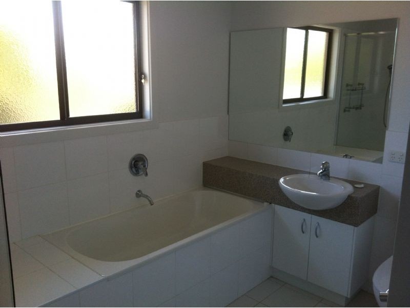 1/32-34 Canterbury Road, Blackburn South VIC 3130