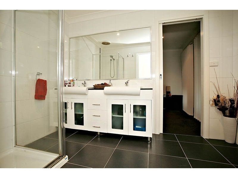 25 Stuart Street, Bayswater North VIC 3153