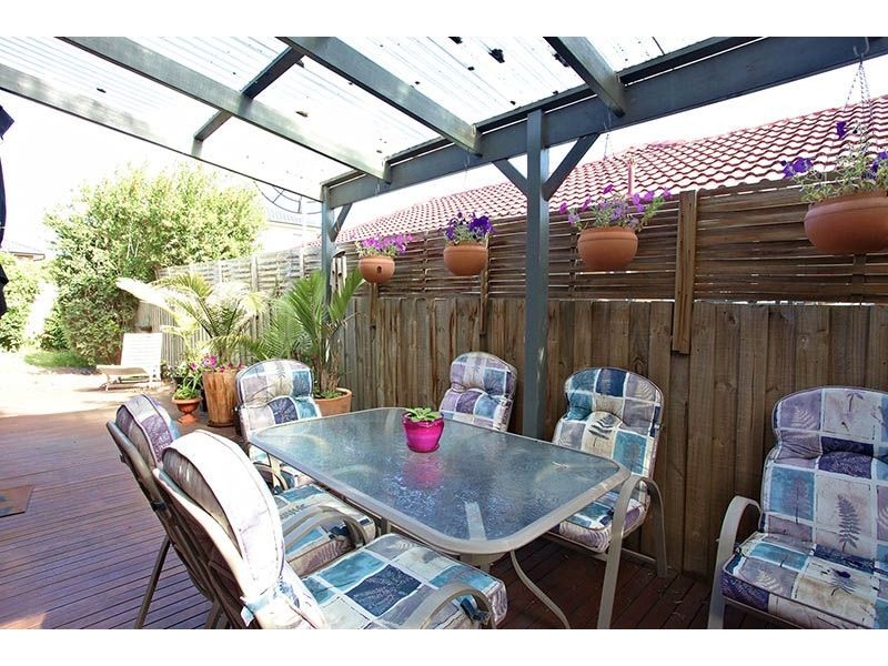 4 Neil Court, Blackburn South VIC 3130