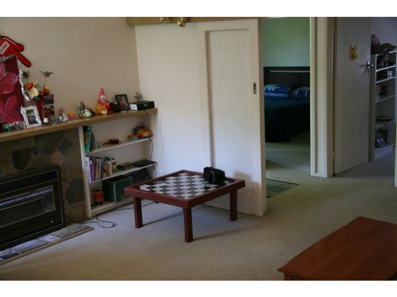 6 Rosen Street, Blackburn South VIC 3130