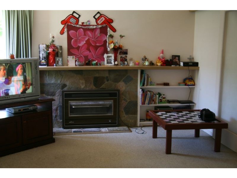 6 Rosen Street, Blackburn South VIC 3130