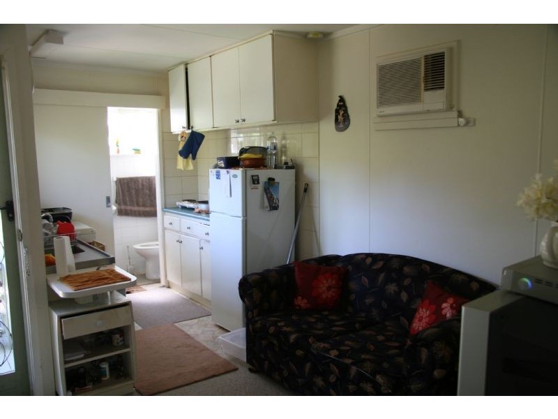 6 Rosen Street, Blackburn South VIC 3130