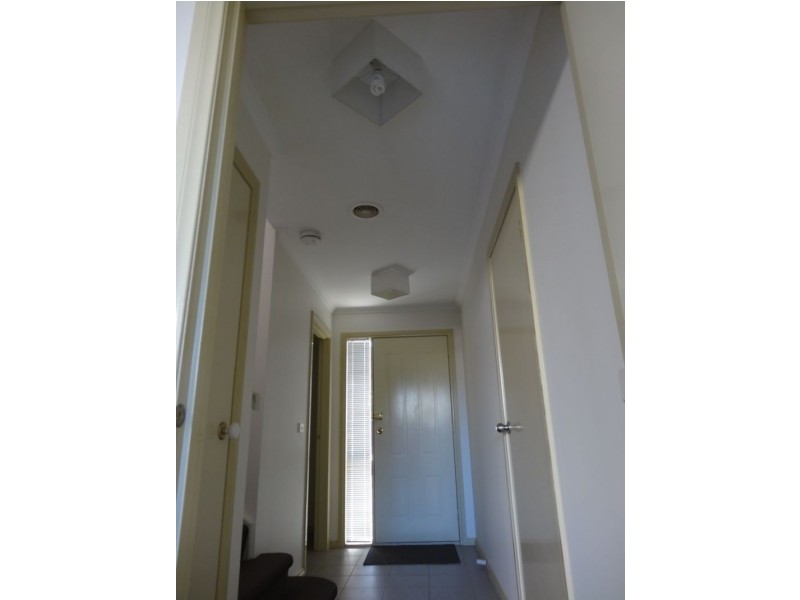 3 Lincoln Mews, Kensington VIC 3031