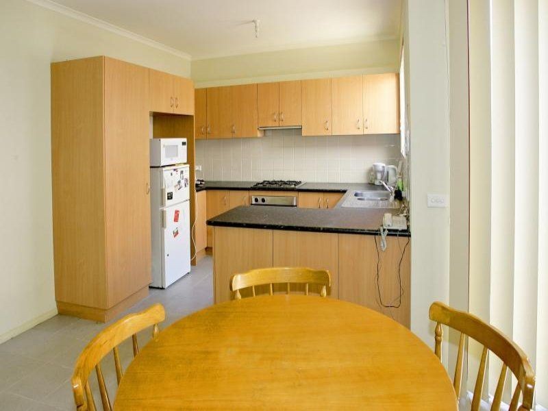 3 Lincoln Mews, Kensington VIC 3031